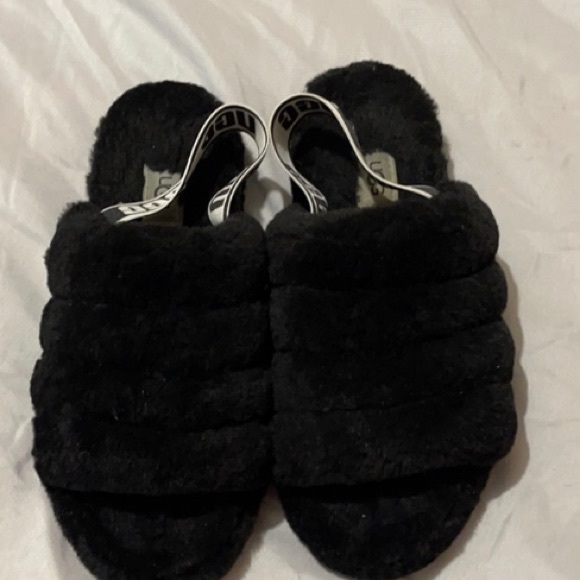 UGG Shoes - Ugg’ssize 7 new only tried on